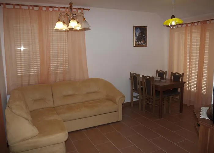Apartman Pecnik *